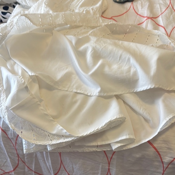 White Sleeveless V-Neck Babydoll Mini Dress - Picture 5 of 5